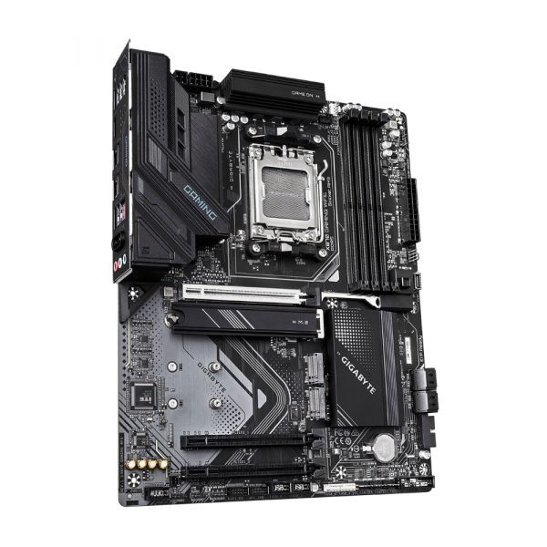 Placa Madre Gigabyte X870 GAMING WIFI6 - Imagen 4